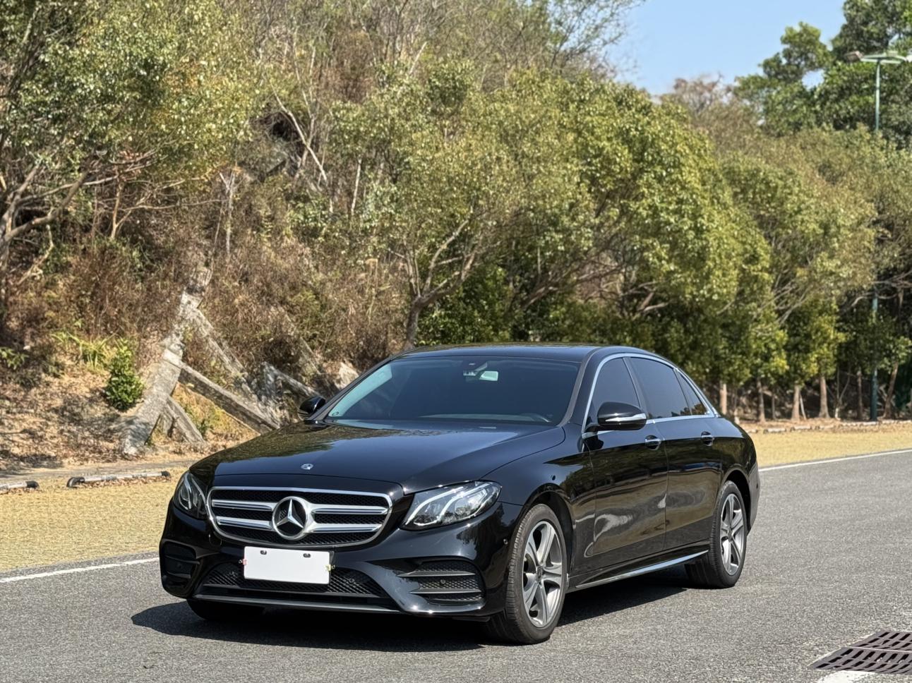 Mercedes-Benz E-Class 2018 thumb 8