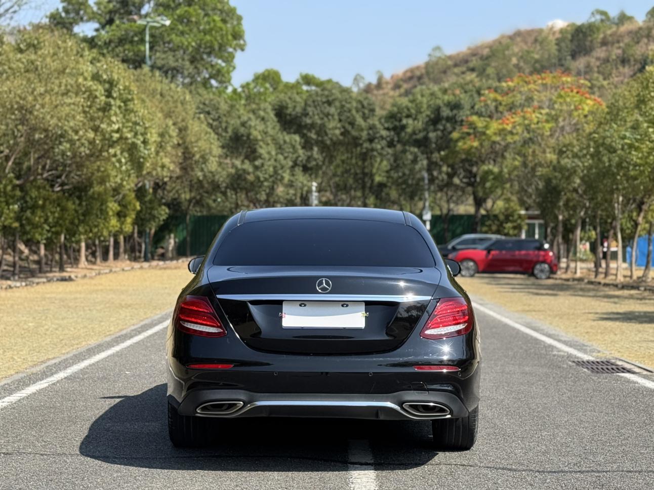 Mercedes-Benz E-Class 2018 thumb 12