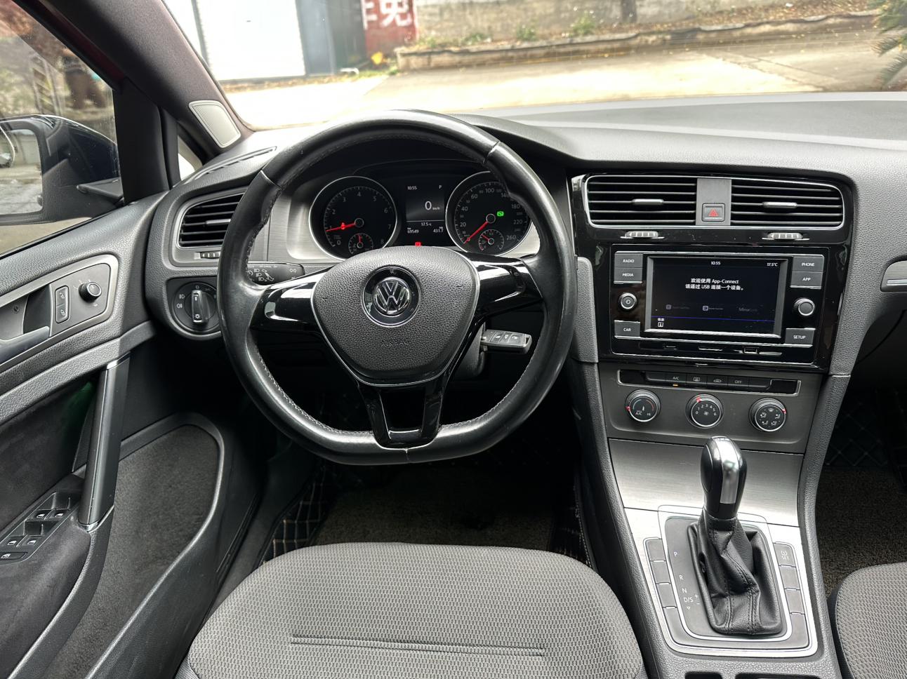 Volkswagen Golf 2014 thumb 6