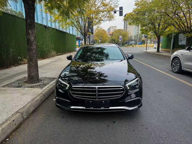 Mercedes-Benz E-Class 2022 thumb 9
