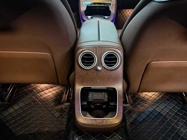 Mercedes-Benz E-Class 2022 thumb 12