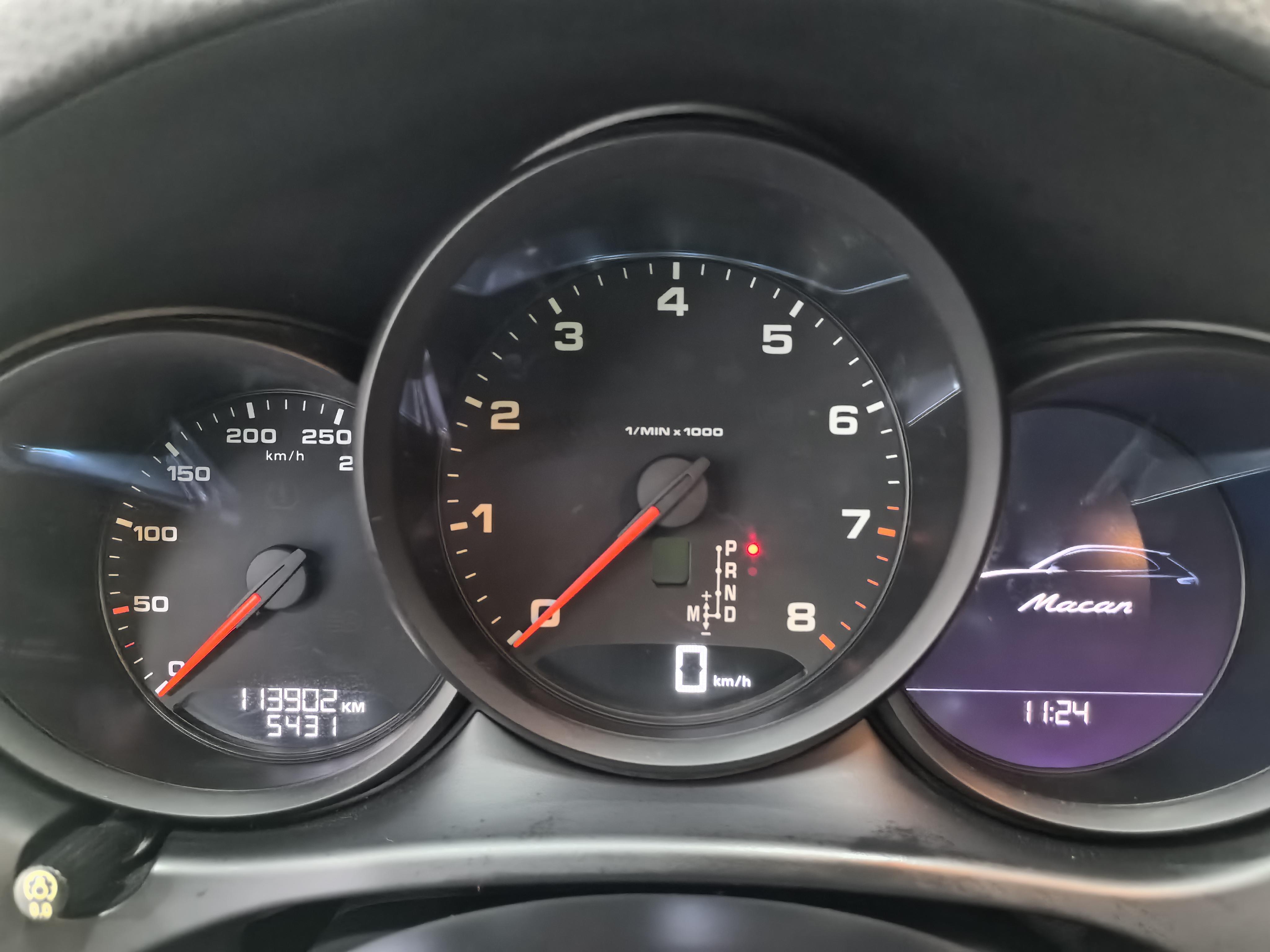 Porsche Macan 2019 thumb 6