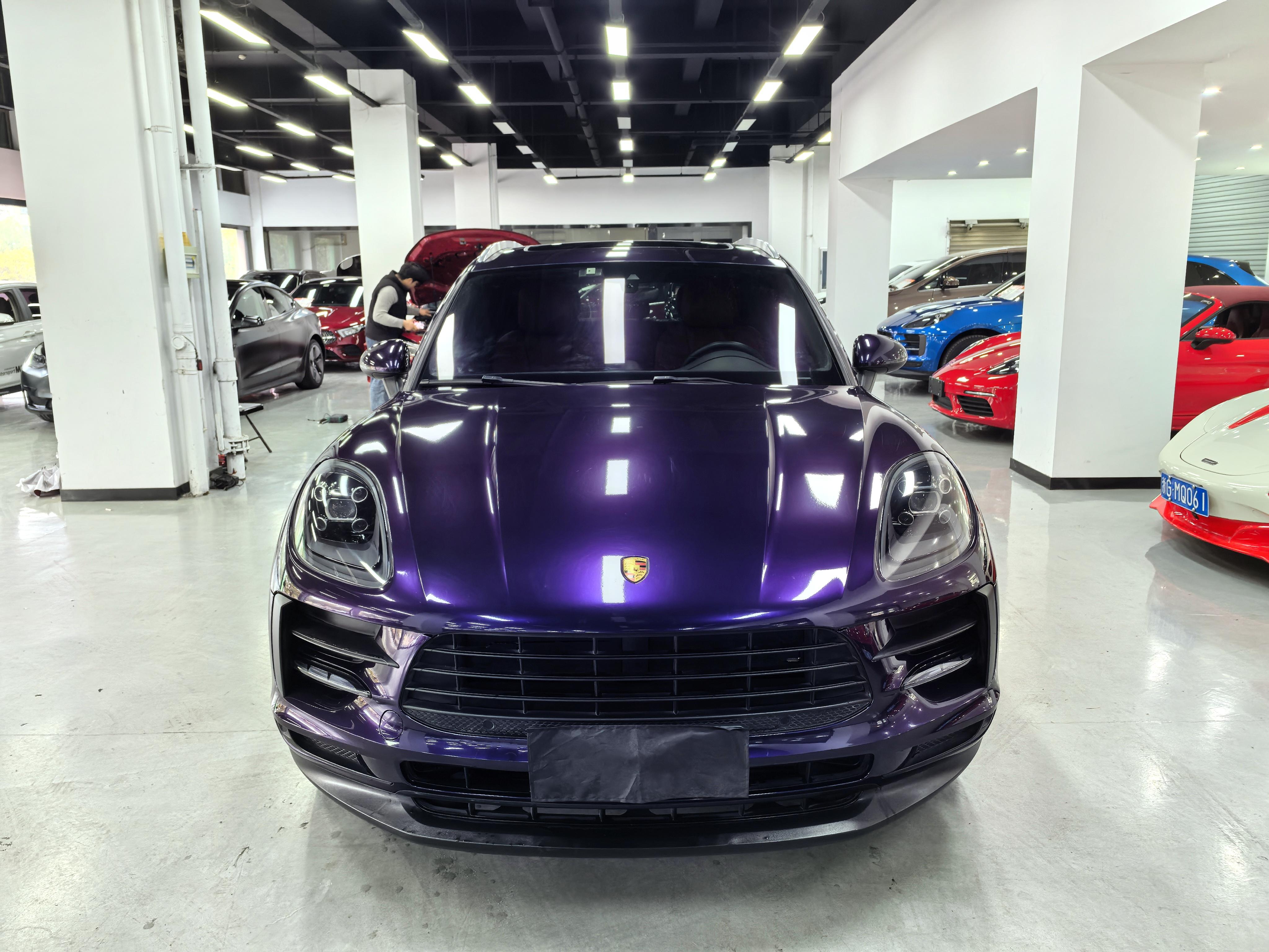 Porsche Macan 2019 thumb 10