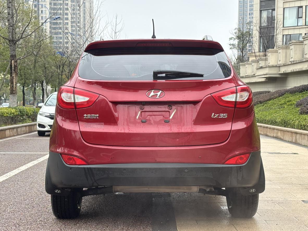 Hyundai ix35 2014 thumb 3