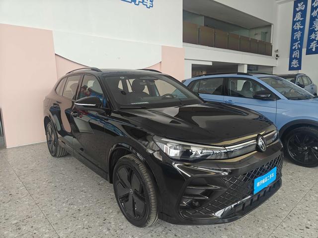 Volkswagen Tiguan 2024 thumb 4