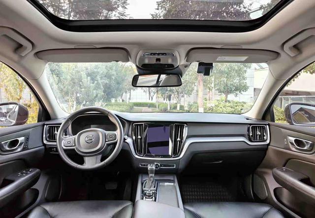 Volvo S60 2021 thumb 5