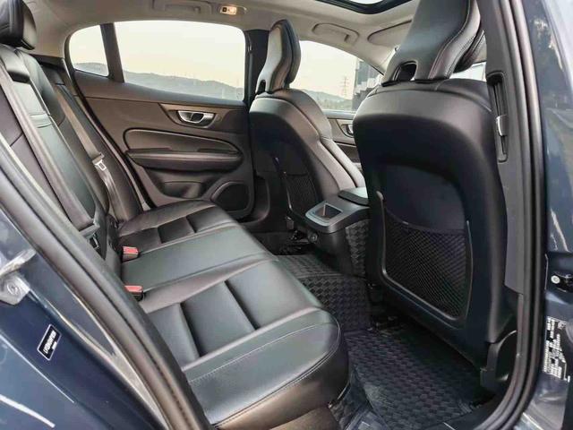 Volvo S60 2021 thumb 7