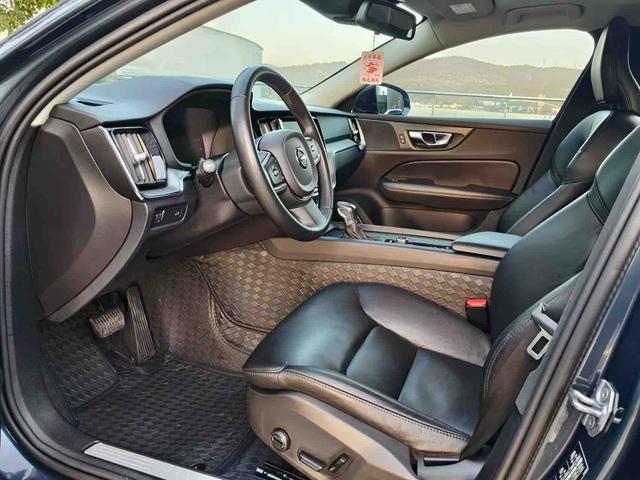 Volvo S60 2021 thumb 8