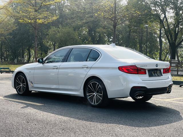 BMW 5 серии 2020 thumb 3