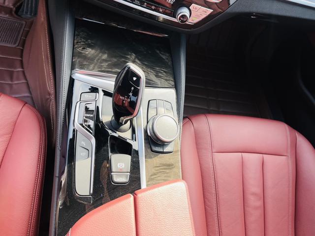 BMW 5 серии 2020 thumb 8