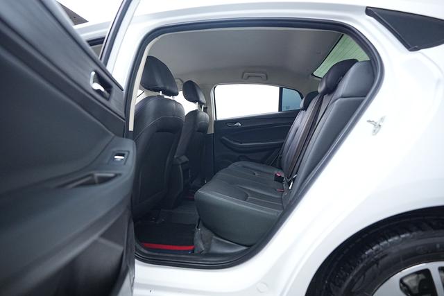Chery Arrizo 5 2021 thumb 10