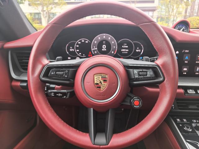 Porsche 911 2025 thumb 11