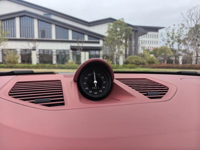 Porsche 911 2025 thumb 12