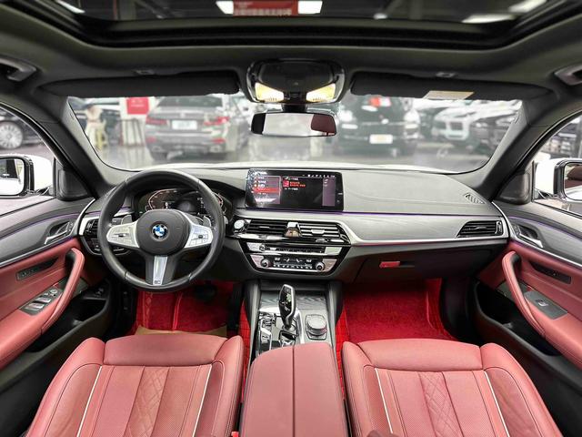 BMW 5 серии 2023 thumb 6