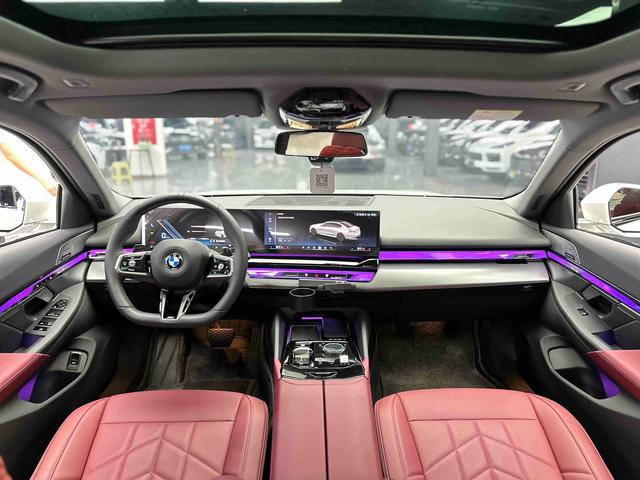 BMW 5 серии 2025 thumb 6