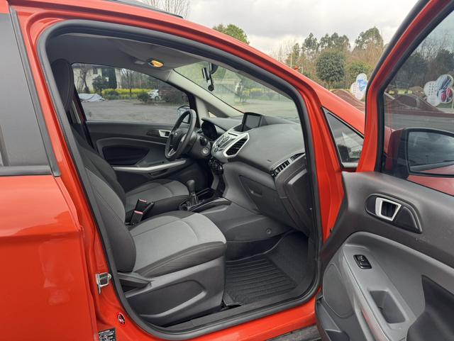 Ford EcoSport 2015 thumb 7