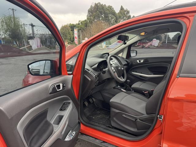 Ford EcoSport 2015 thumb 9