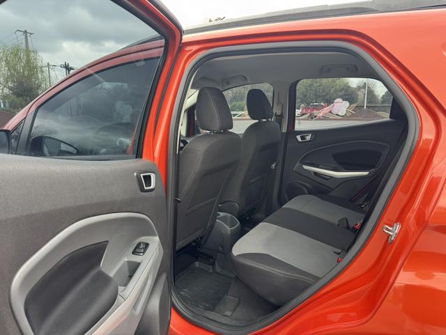 Ford EcoSport 2015 thumb 11