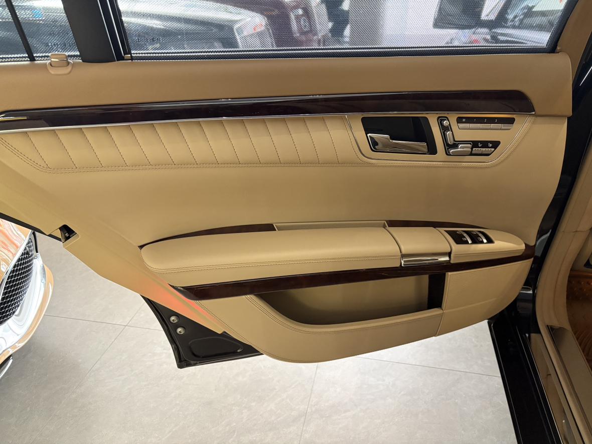 Mercedes-Benz S-Class 2012 thumb 6