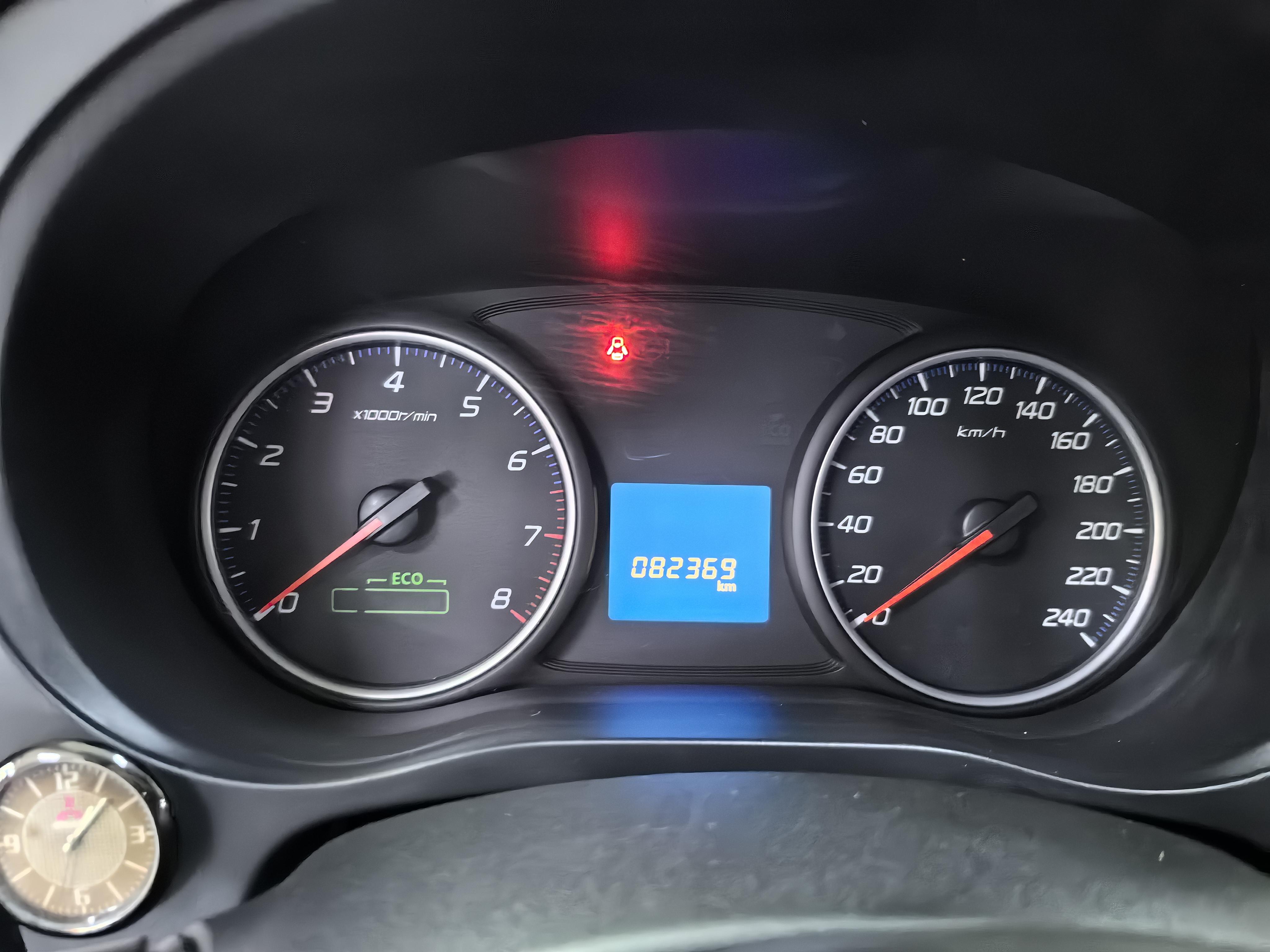 Mitsubishi Outlander 2018 thumb 7