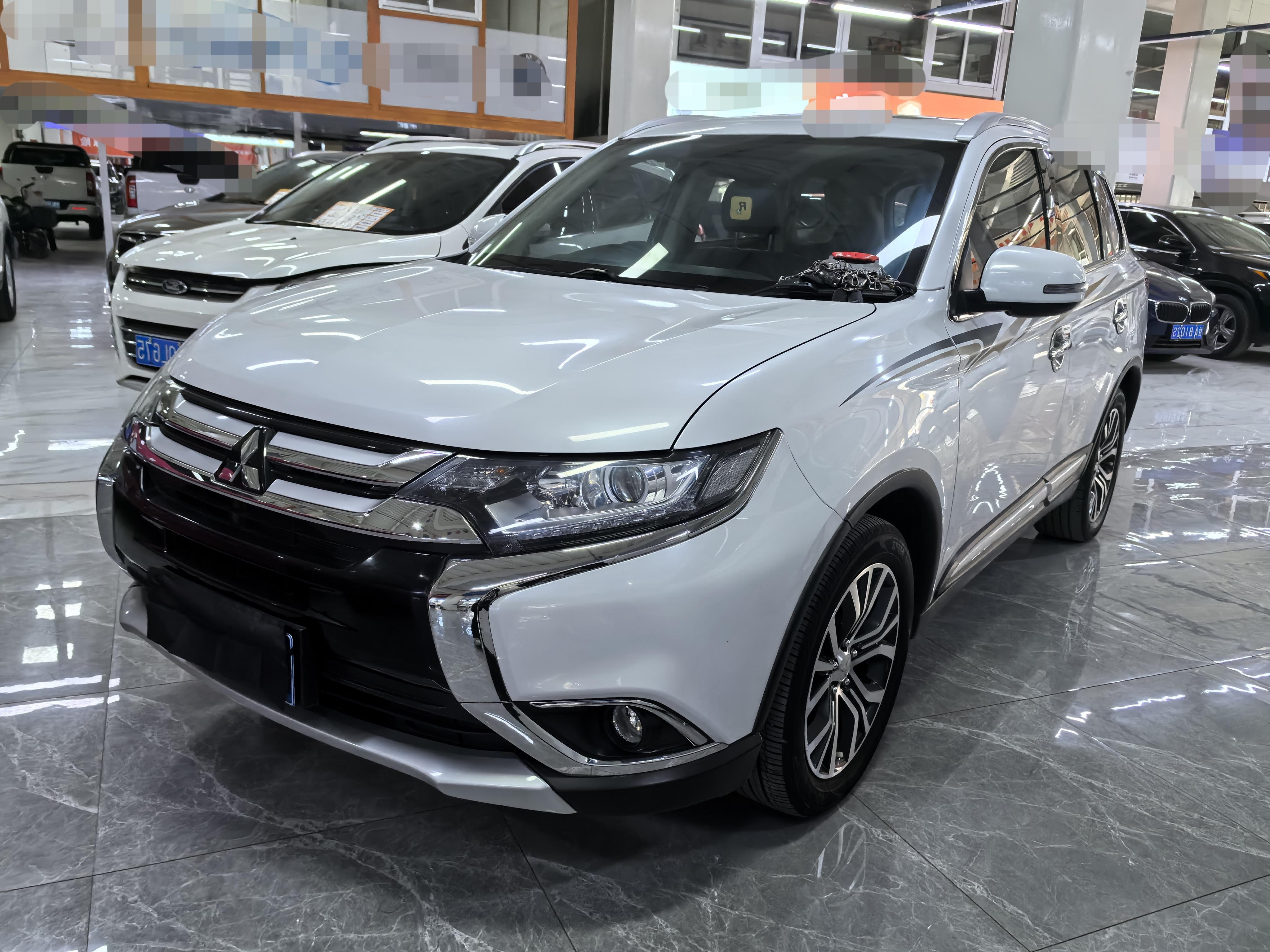 Mitsubishi Outlander 2018 thumb 11