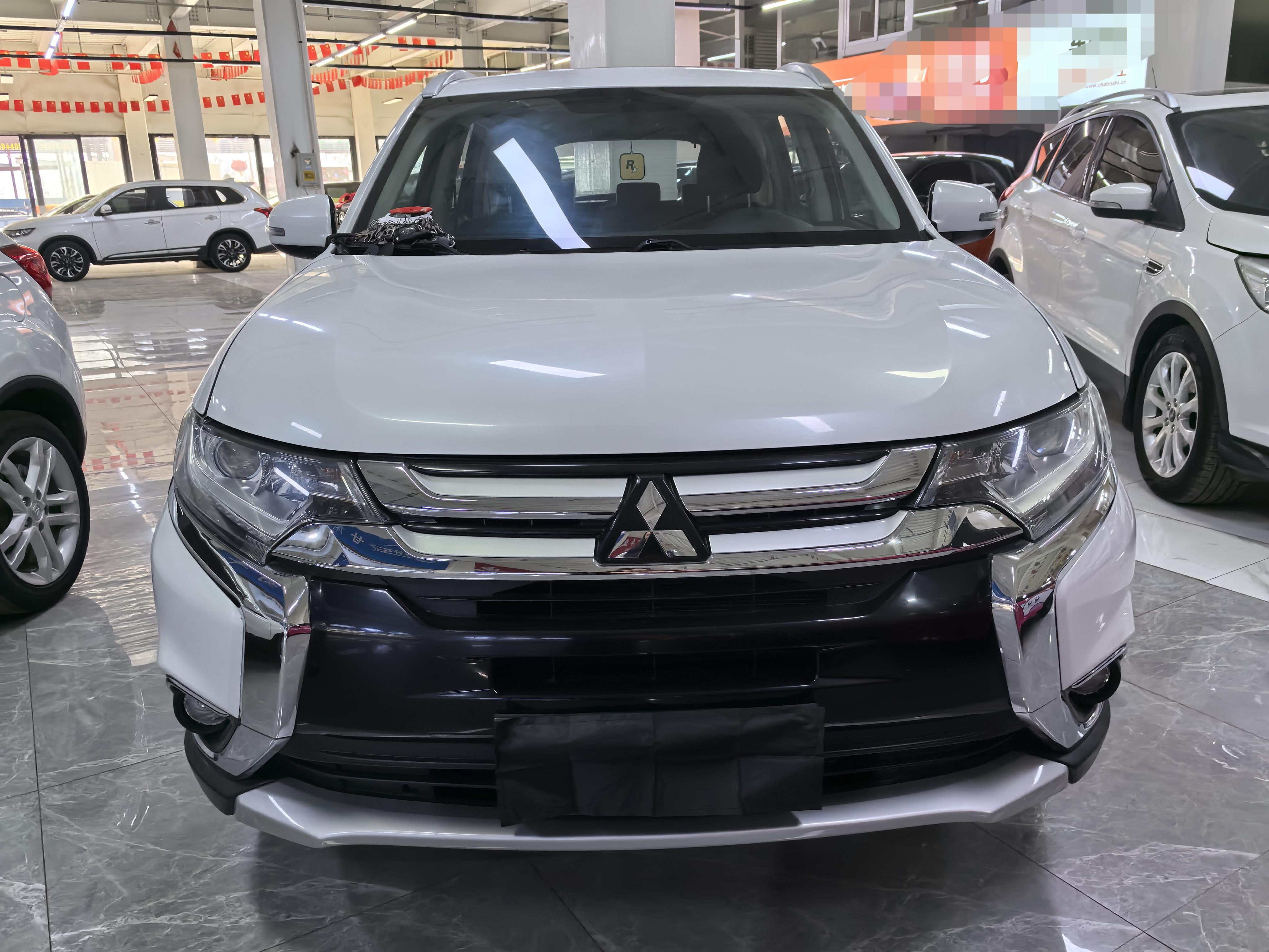 Mitsubishi Outlander 2018 thumb 12