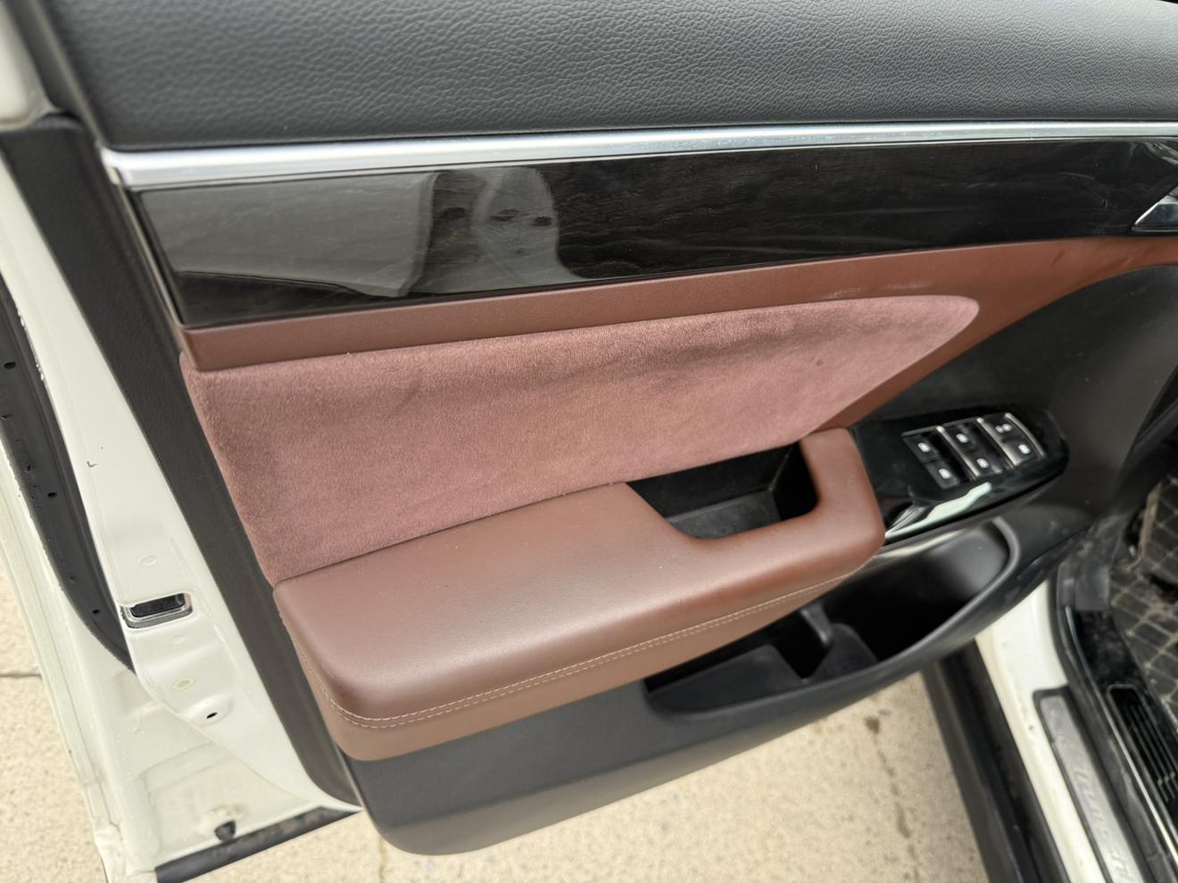 GAC GS8 2019 thumb 11