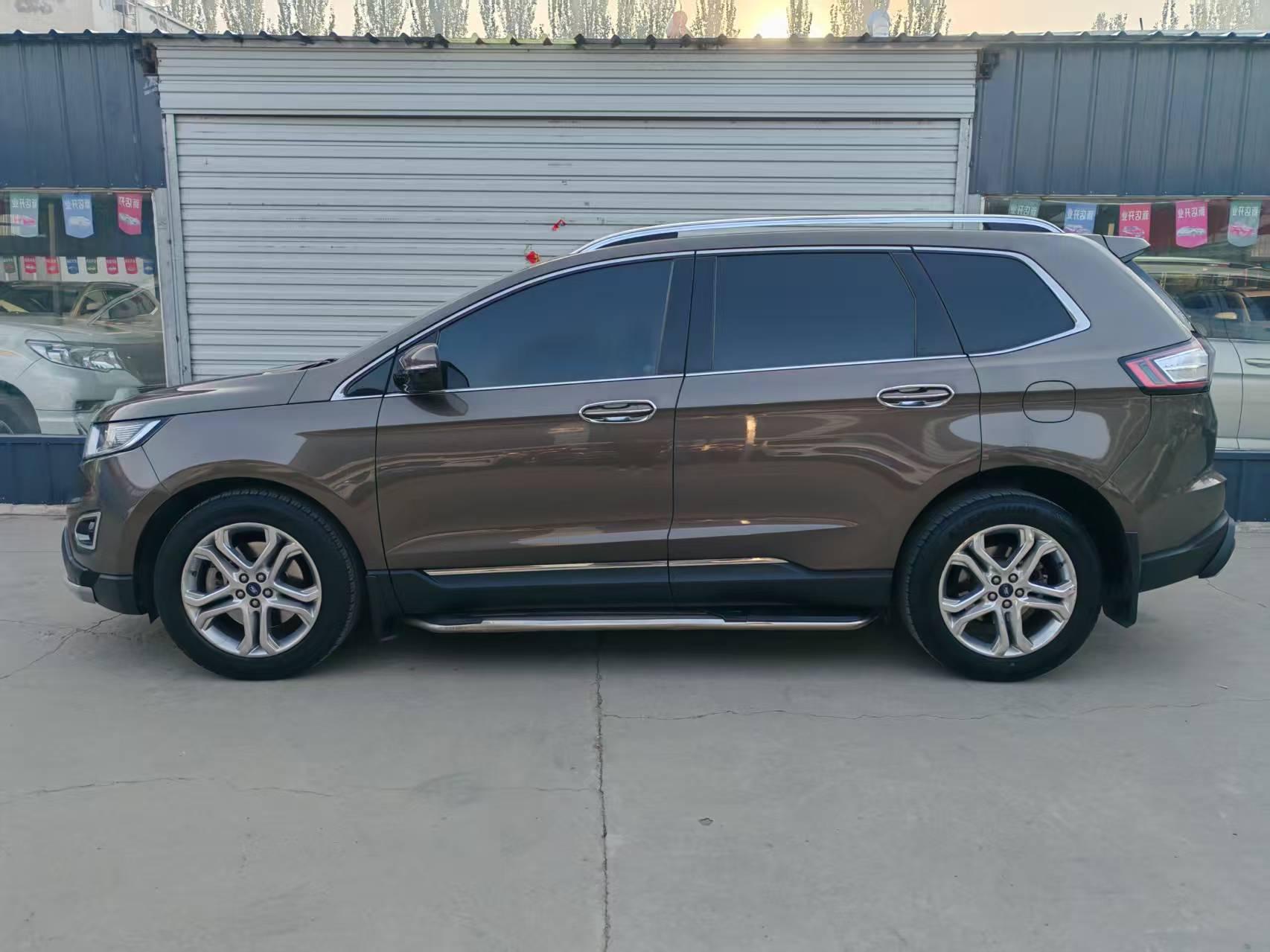 Ford Edge 2016 thumb 2
