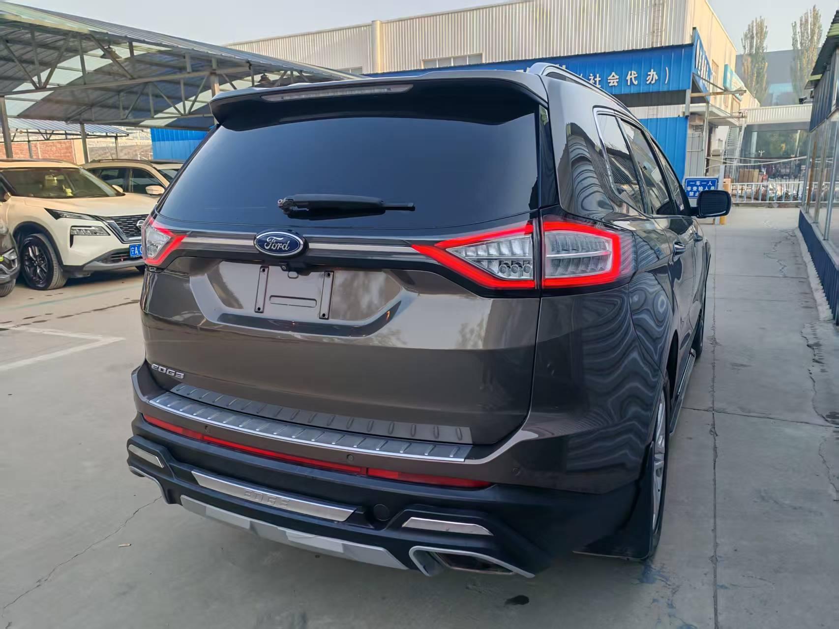 Ford Edge 2016 thumb 4