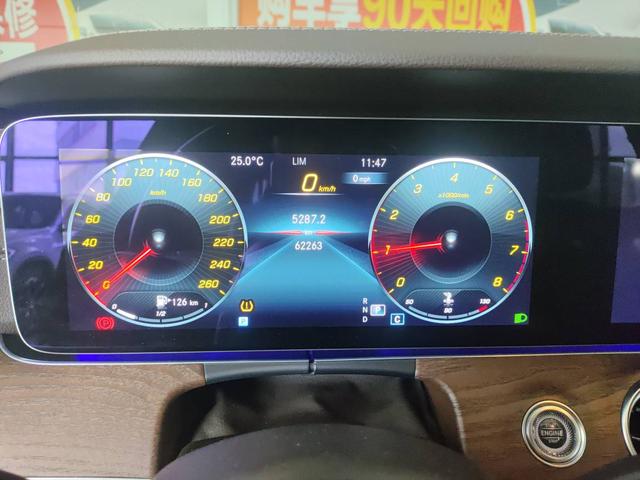 Mercedes-Benz E-Class 2022 thumb 12