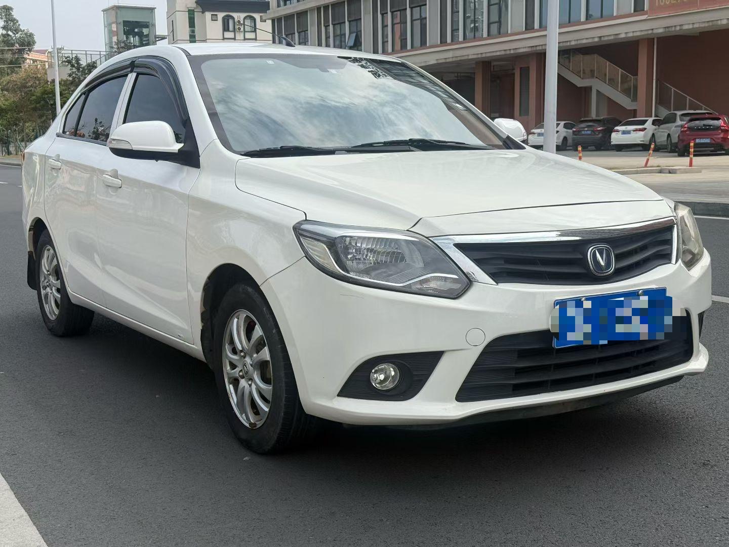 Changan Alsvin V7 2017 thumb 10
