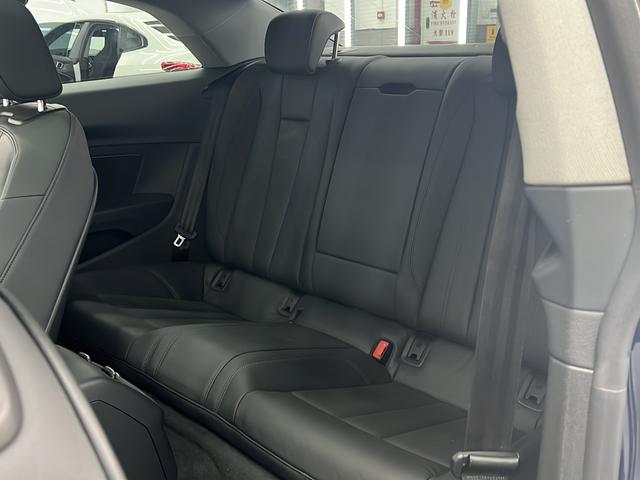 Audi A5 2021 thumb 10
