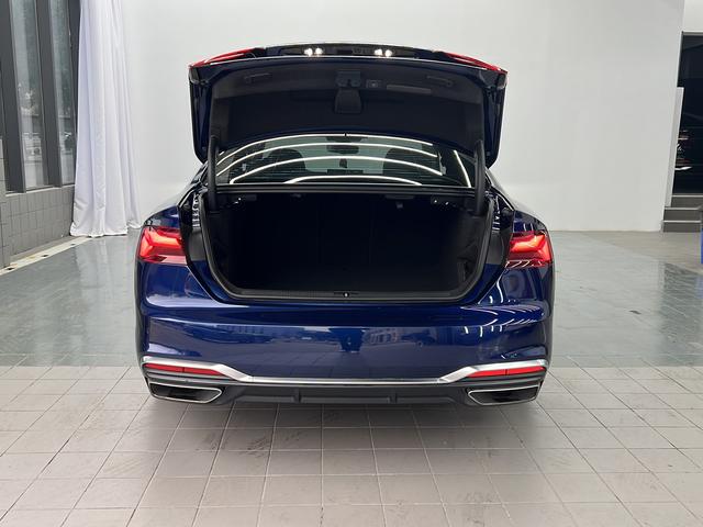 Audi A5 2021 thumb 12