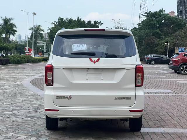 Wuling Hong Guang 2021 thumb 2