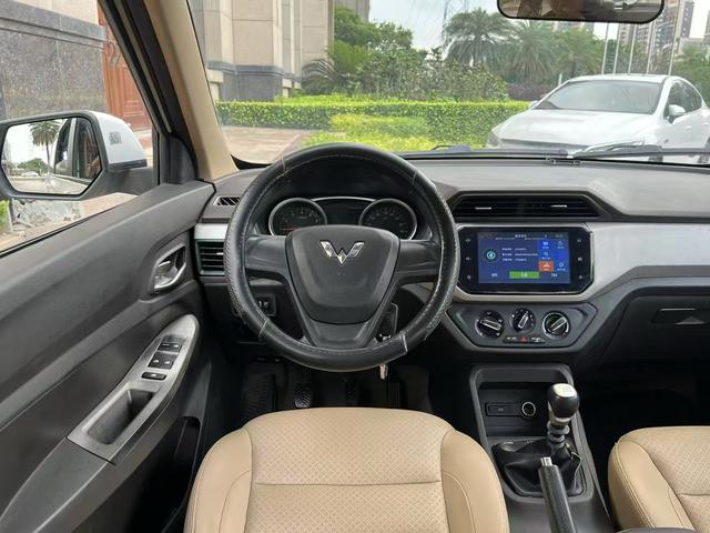 Wuling Hong Guang 2021 thumb 6