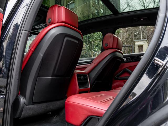 Porsche Cayenne 2020 thumb 9