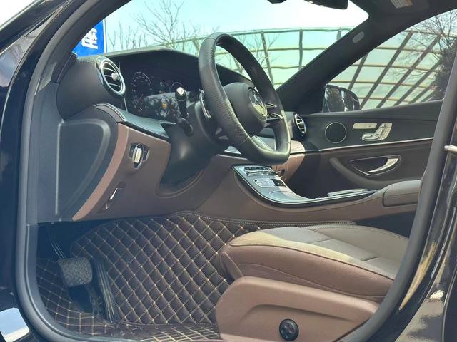 Mercedes-Benz E-Class 2023 thumb 2