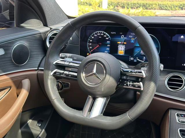 Mercedes-Benz E-Class 2023 thumb 8