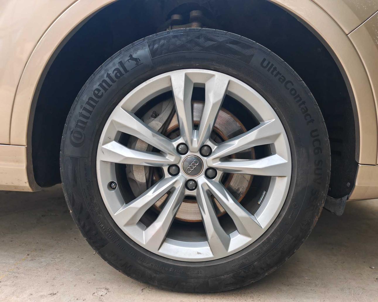 Audi Q7 2018 thumb 5