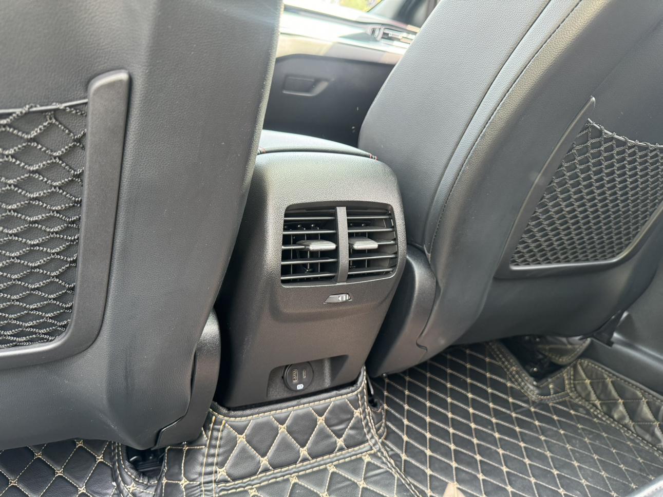 Ford Focus ST 2021 thumb 9