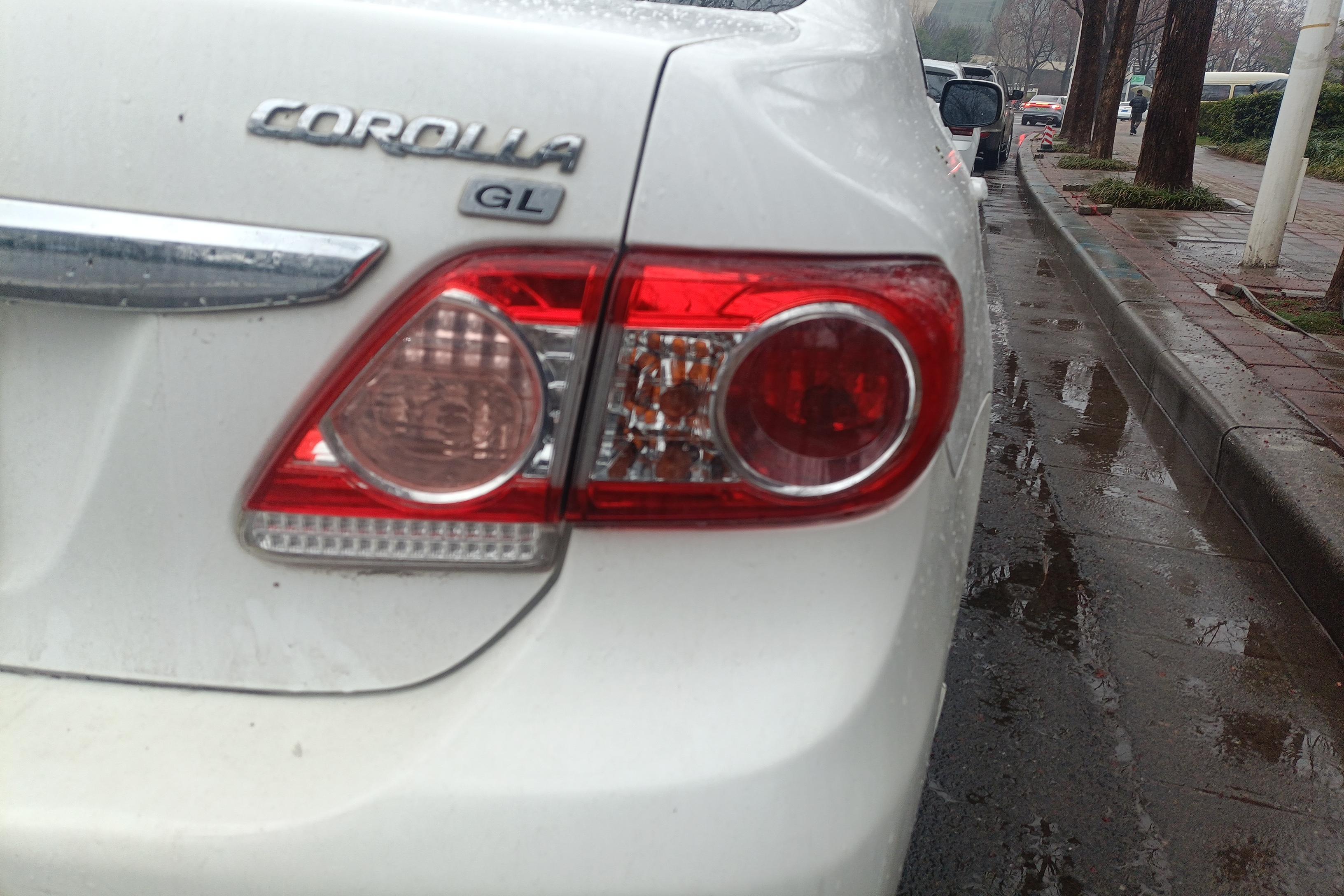 Toyota Corolla 2013 thumb 6