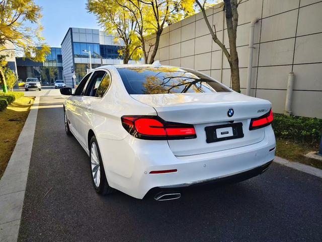 BMW 5 серии 2022 thumb 6