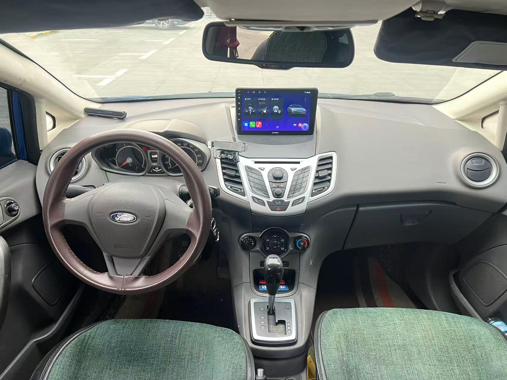 Ford Fiesta 2012 thumb 6
