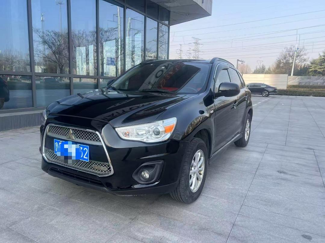 Mitsubishi ASX 2015 thumb 8