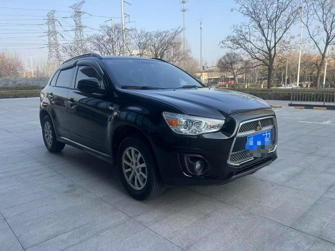 Mitsubishi ASX 2015 thumb 10