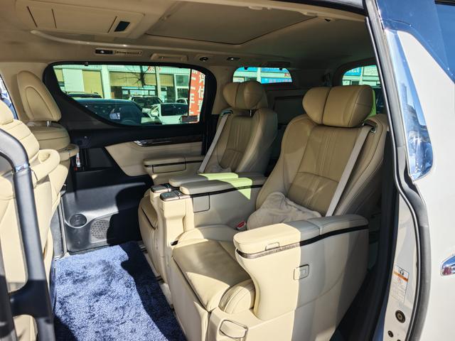 Toyota Vellfire 2021 thumb 11