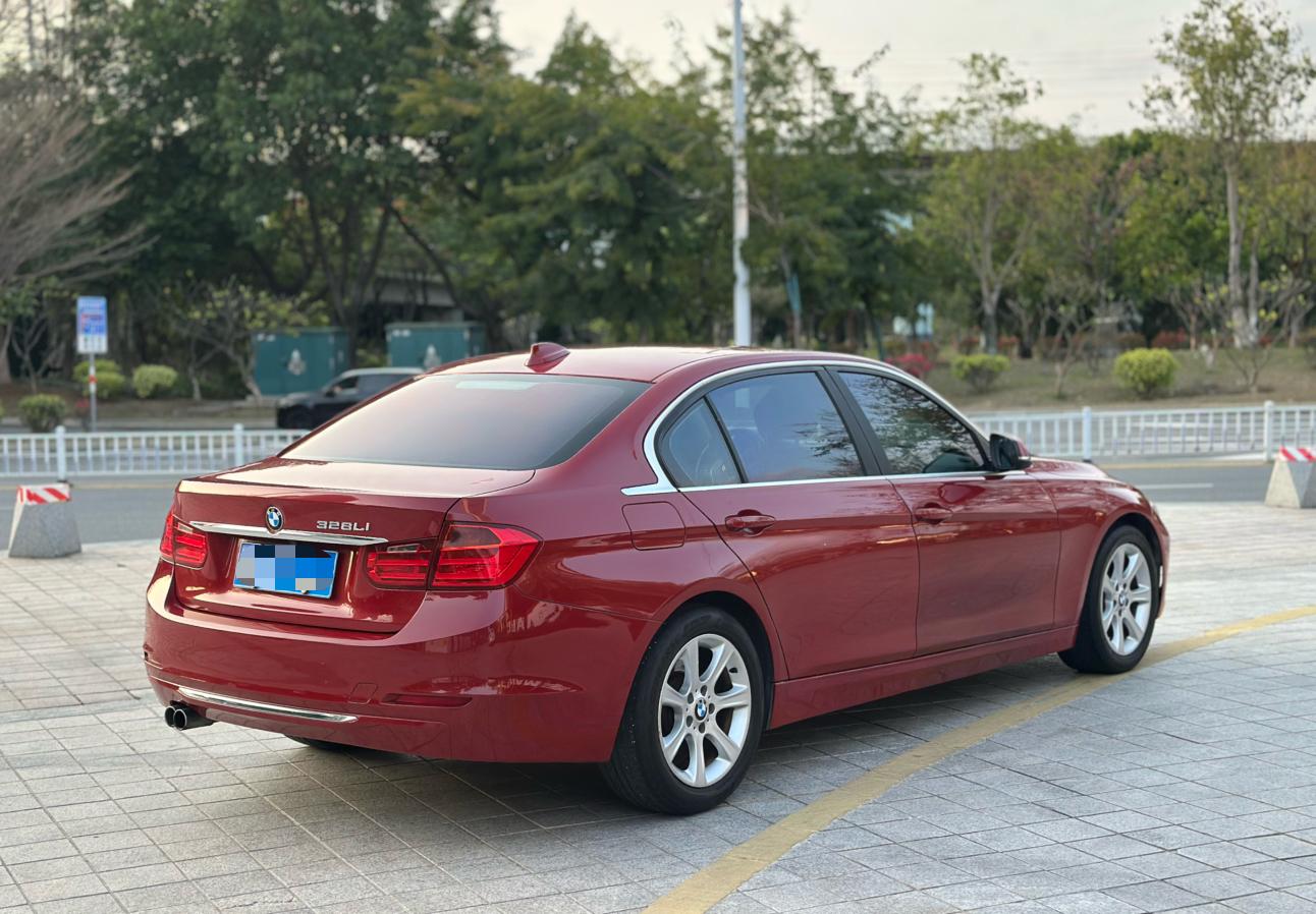BMW 3 серии 2013 thumb 4
