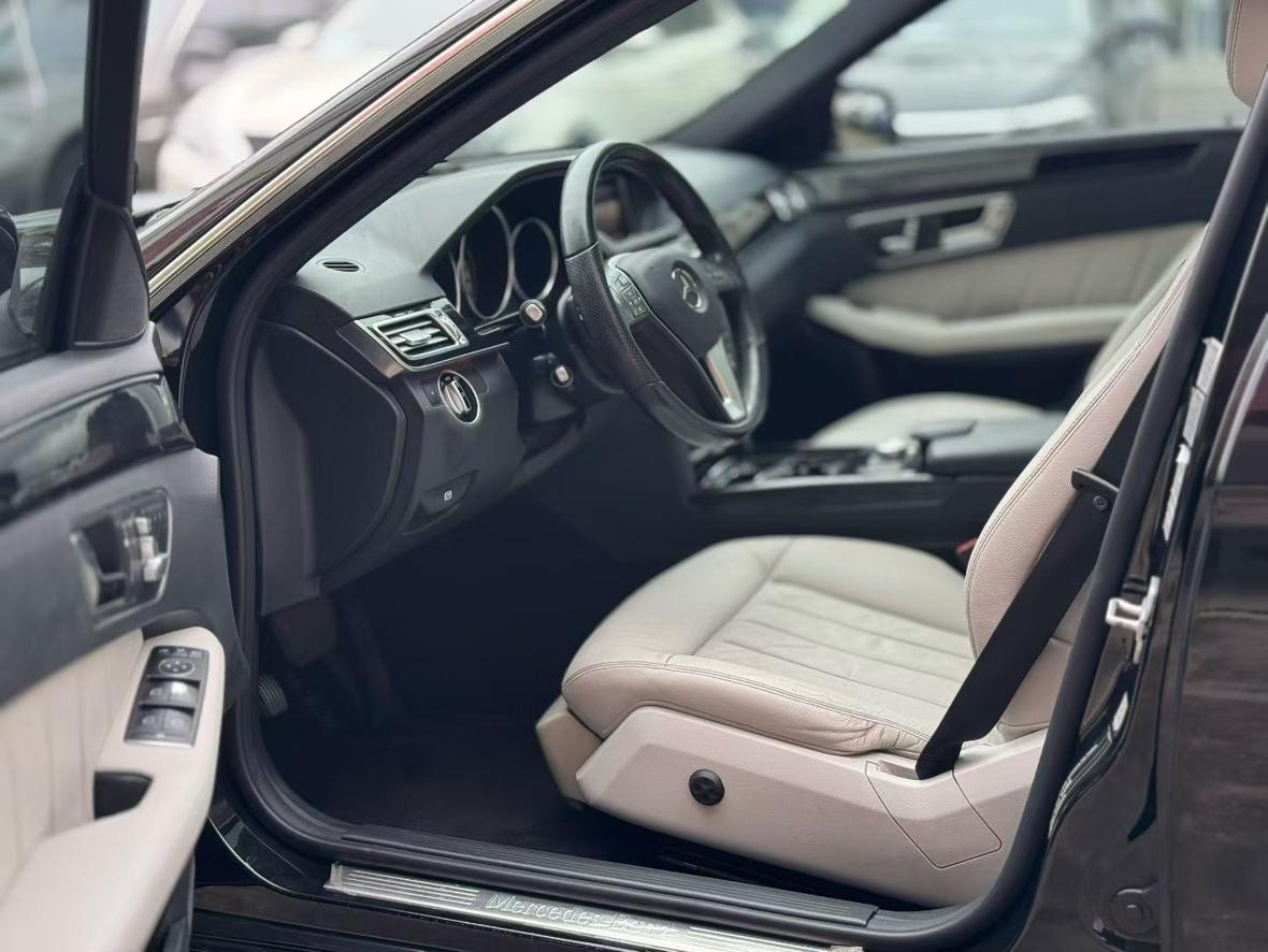 Mercedes-Benz E-Class 2014 thumb 7