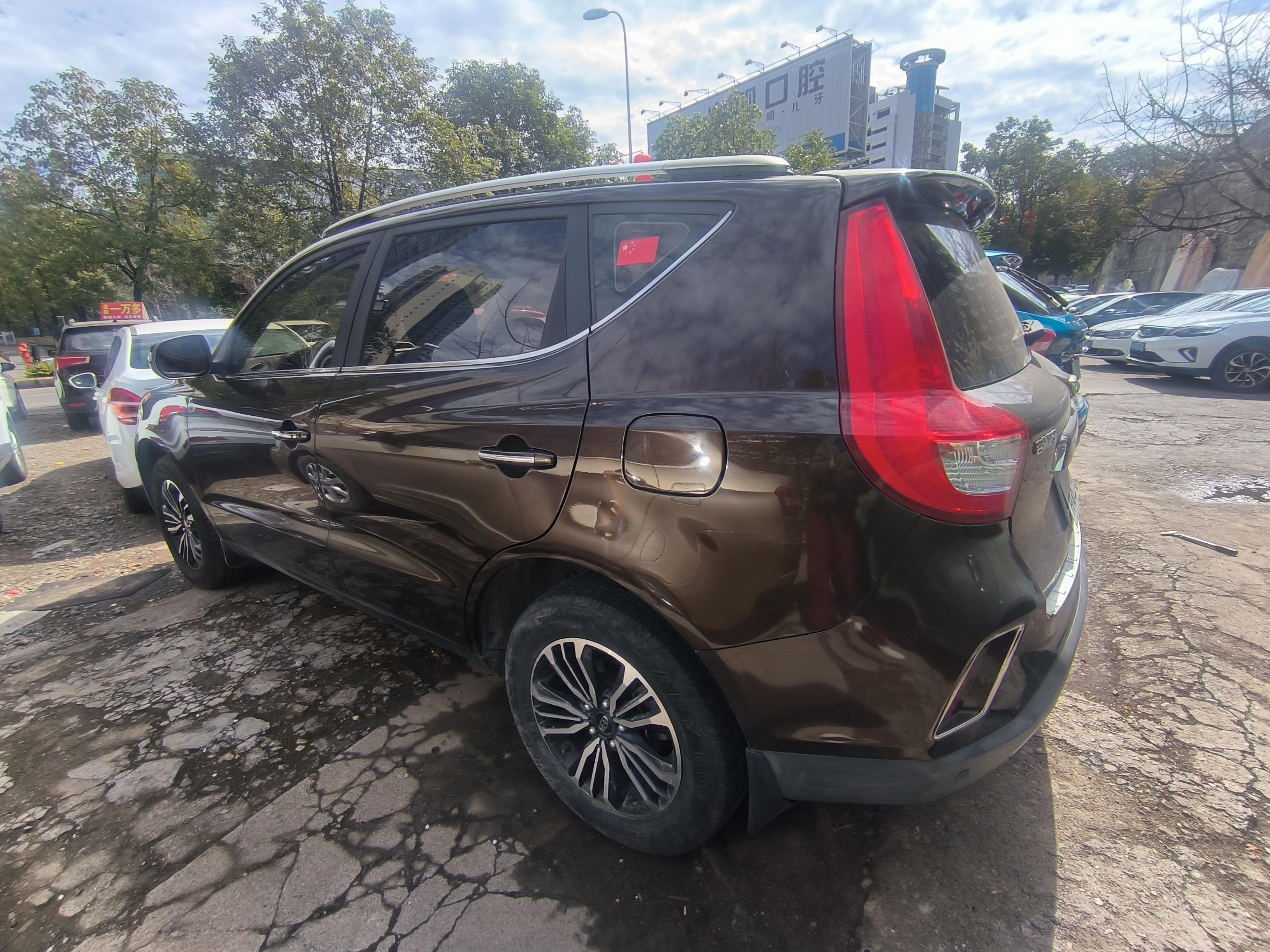 Geely Vision X6 2017 thumb 10