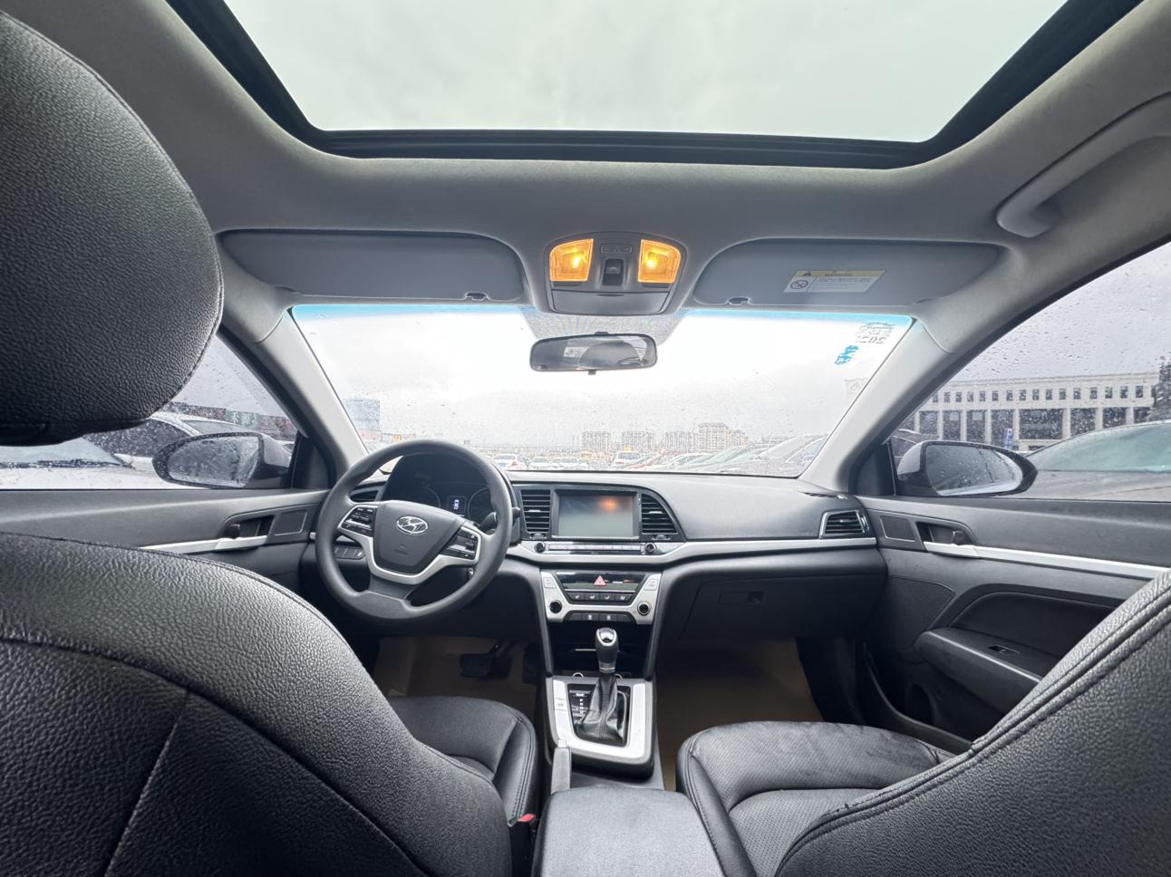 Hyundai Elantra 2017 thumb 6